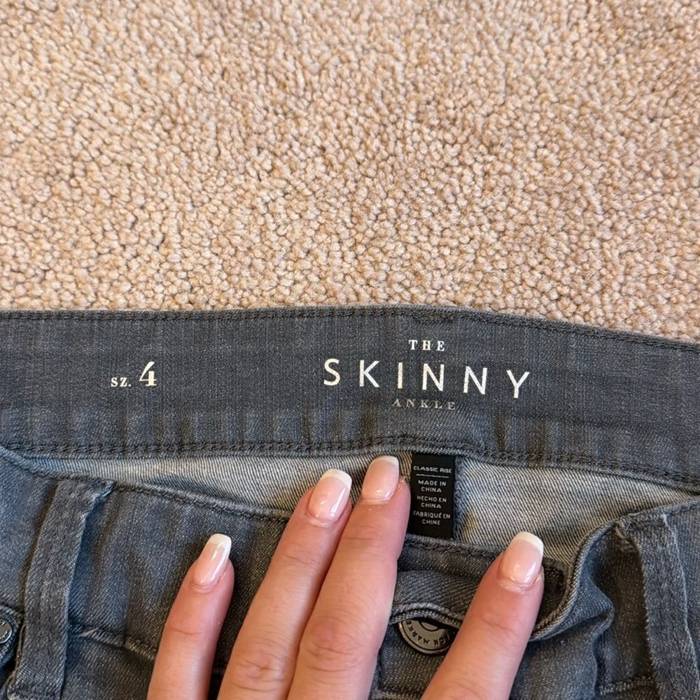 Acid wash denim ankle jeans - Picture 3 of 6